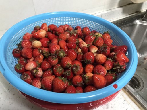 Mixed strawberries