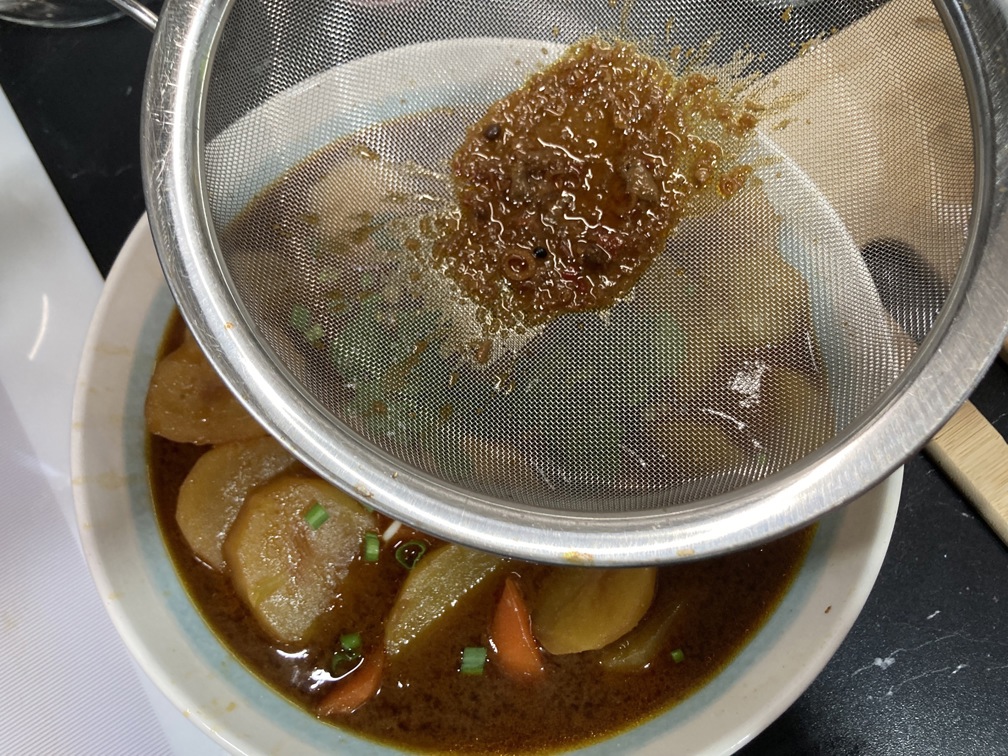 Straining Sauce
