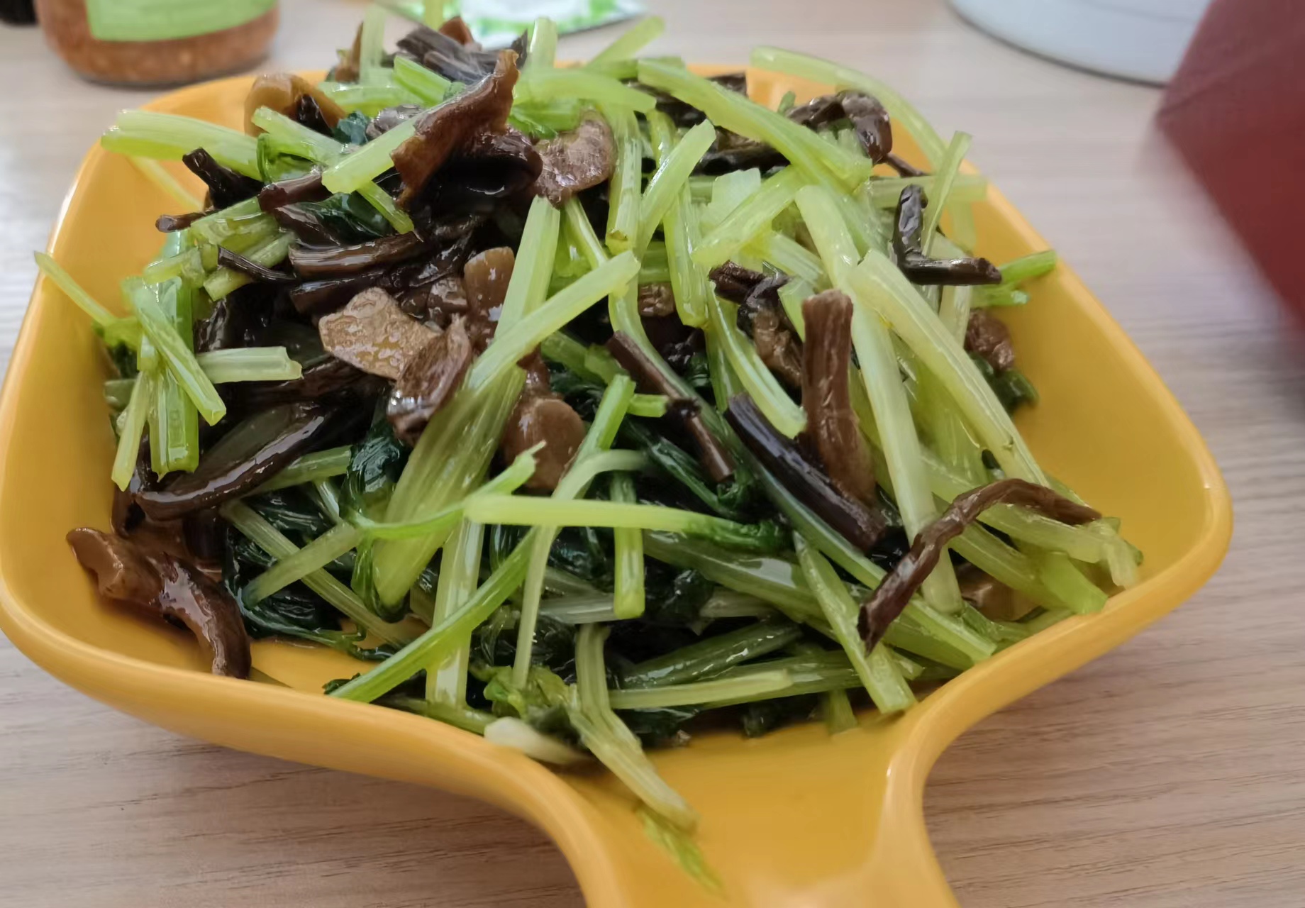 Finished Celery with Tea Tree Mushrooms
